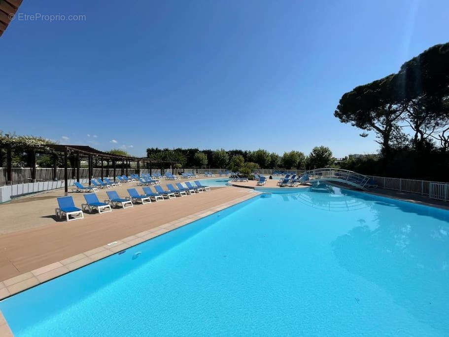 Appartement à MANDELIEU-LA-NAPOULE