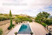 Maison à GORDES