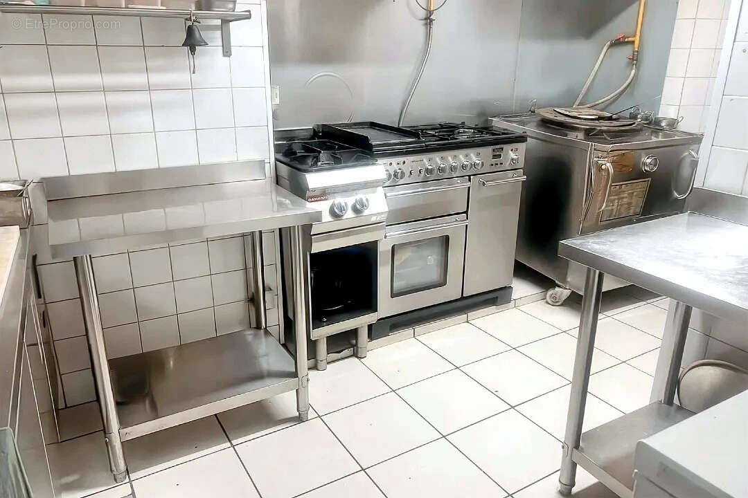 Commerce à BOURG-LES-VALENCE