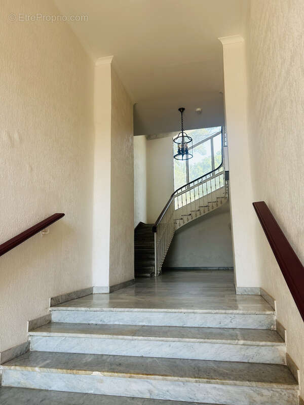 Appartement à HYERES