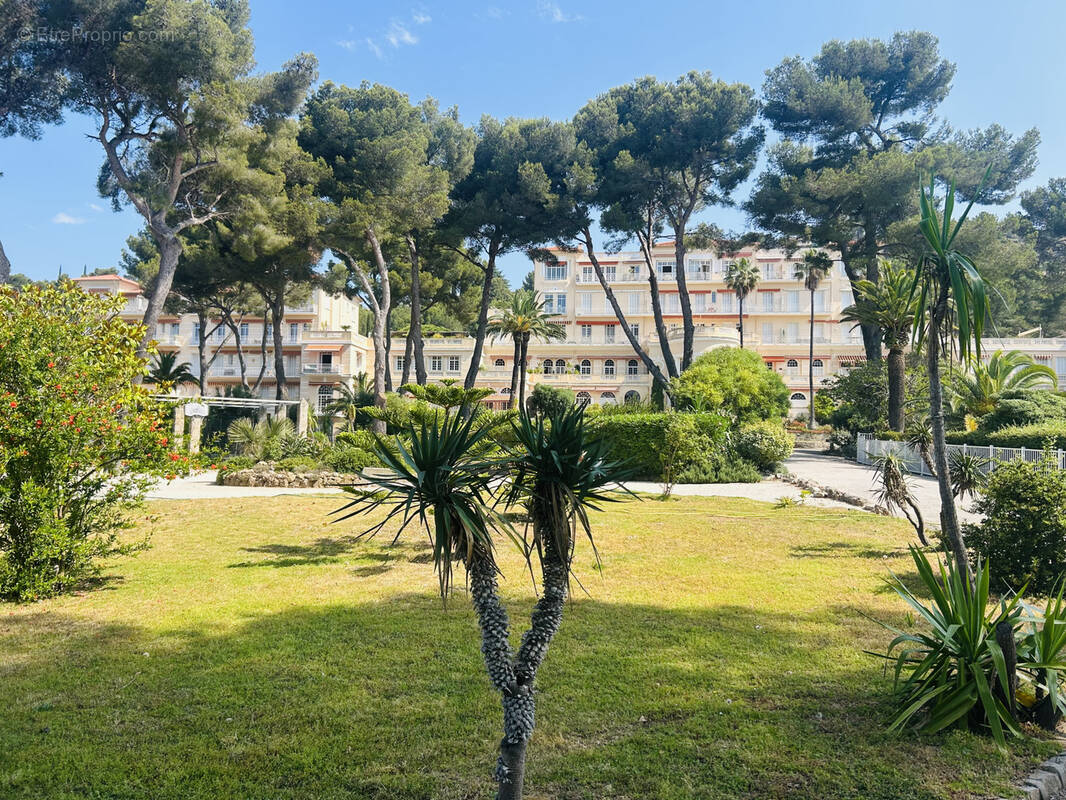 Appartement à HYERES
