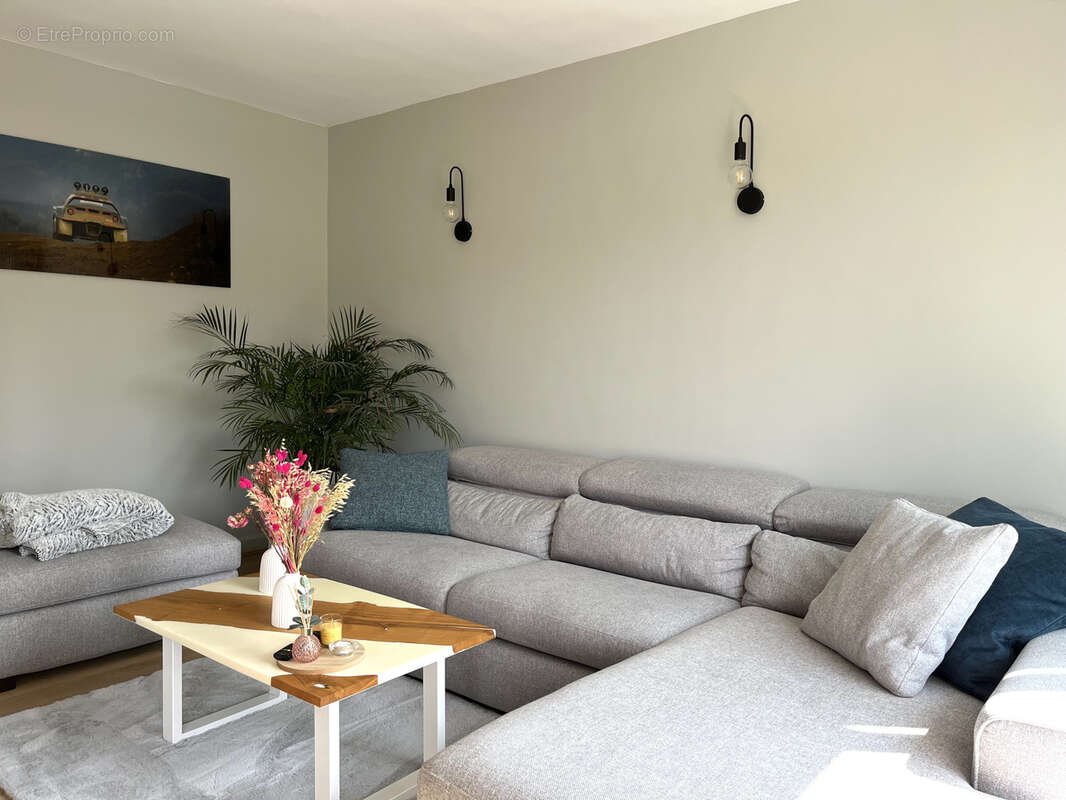 Appartement à SAINT-FARGEAU-PONTHIERRY