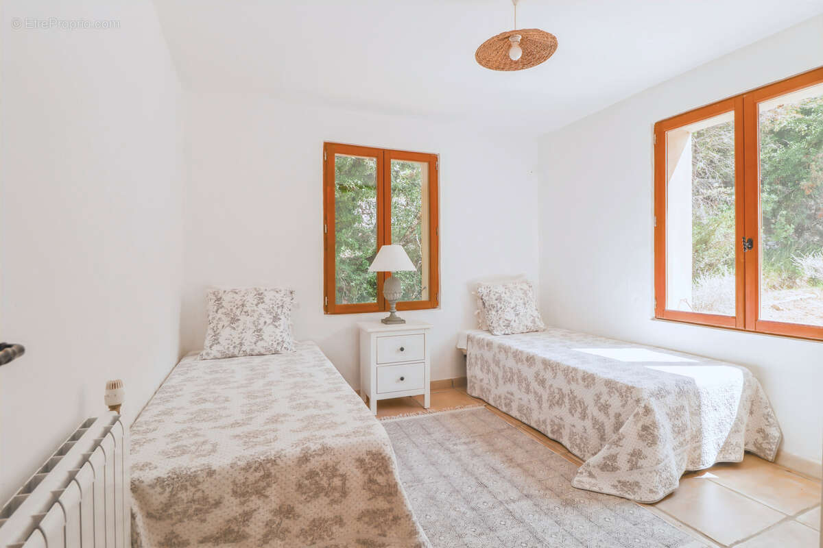 Maison à SAINT-PAUL-EN-FORET