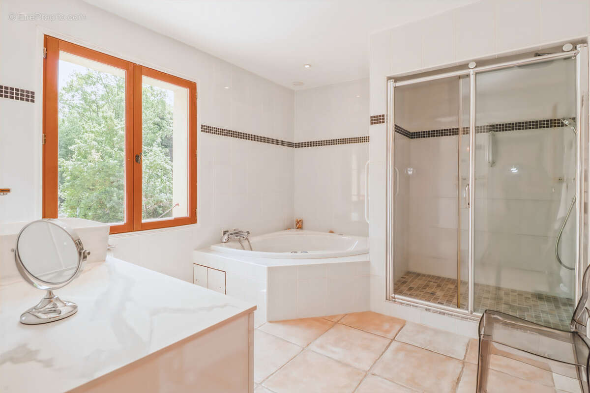 Maison à SAINT-PAUL-EN-FORET