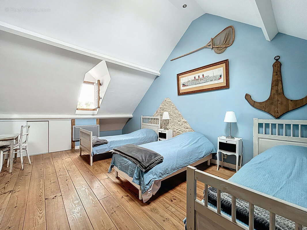 Maison à GOUVILLE-SUR-MER