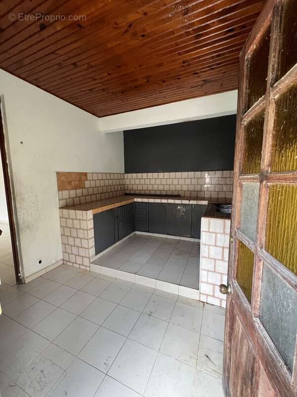 Maison à BASSE-POINTE