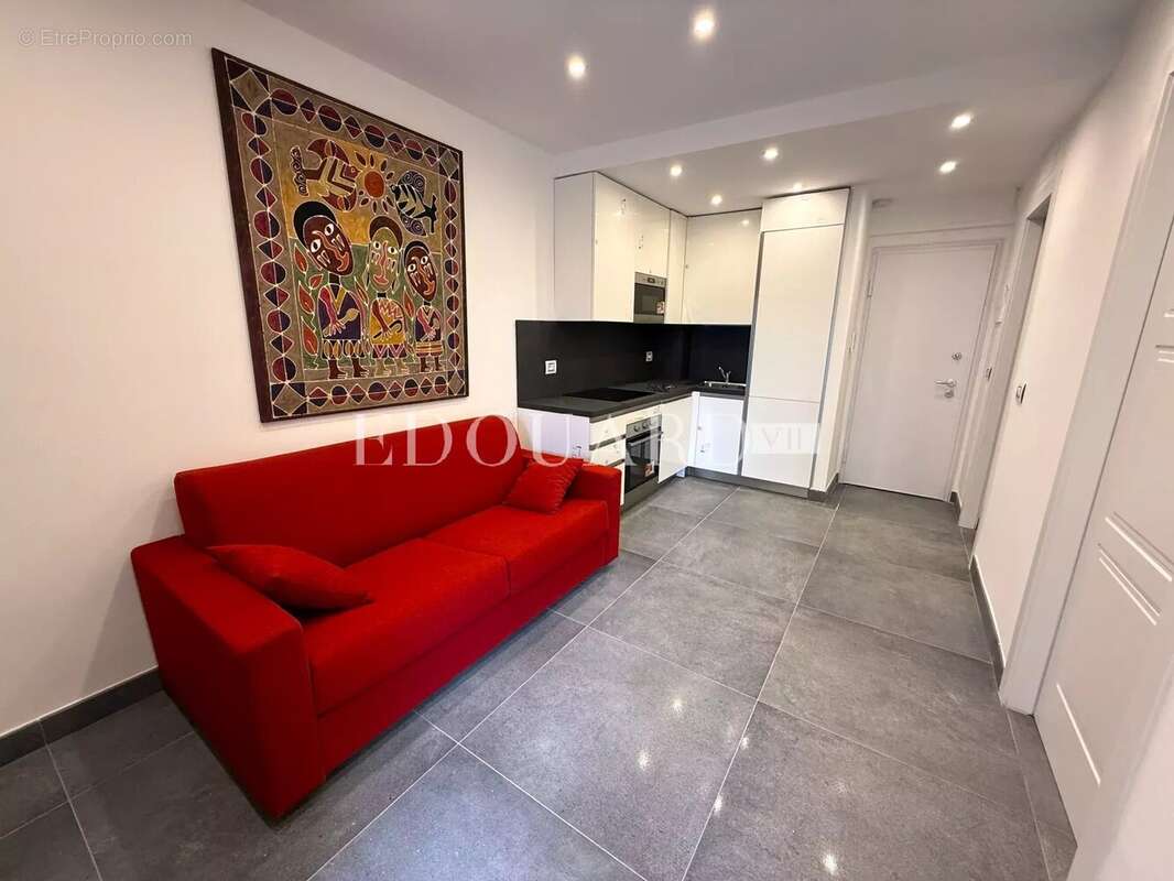 Appartement à ROQUEBRUNE-CAP-MARTIN