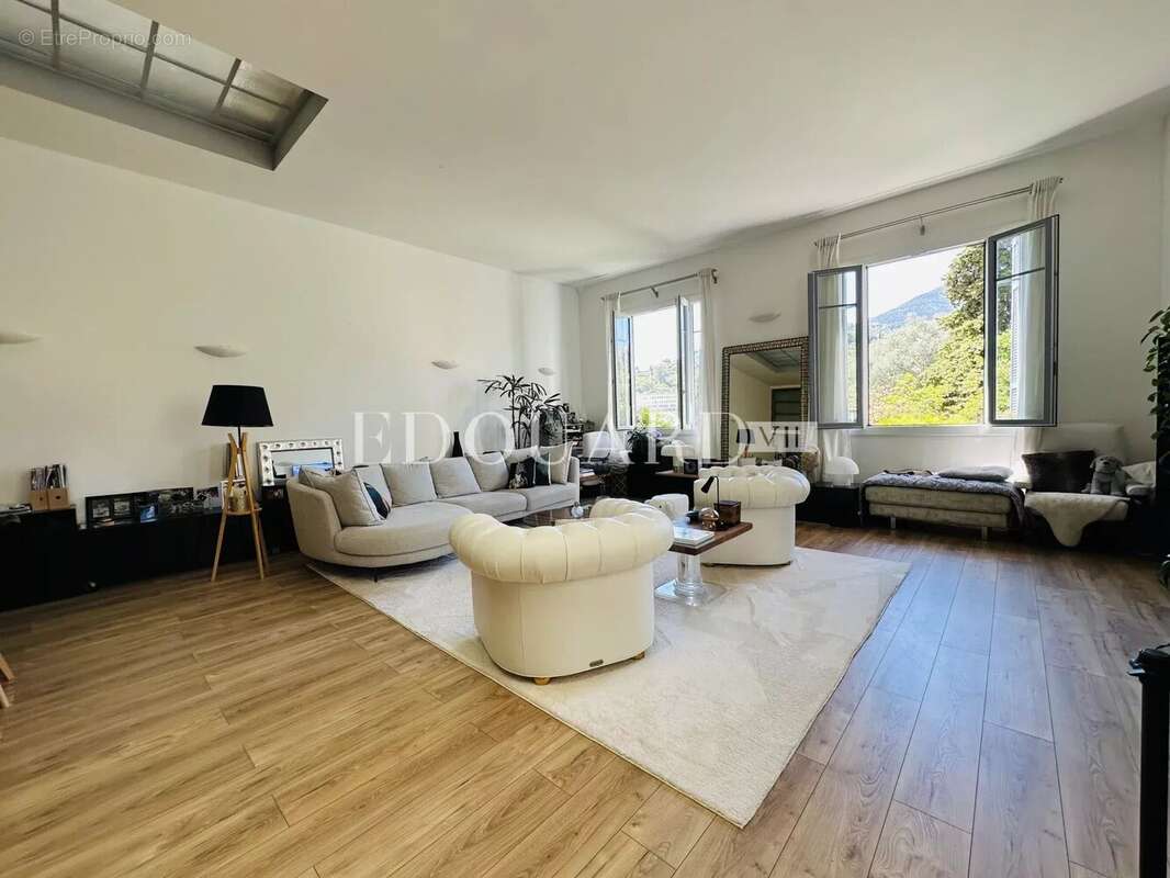 Appartement à MENTON