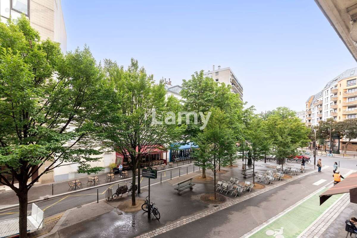 Appartement à PARIS-10E