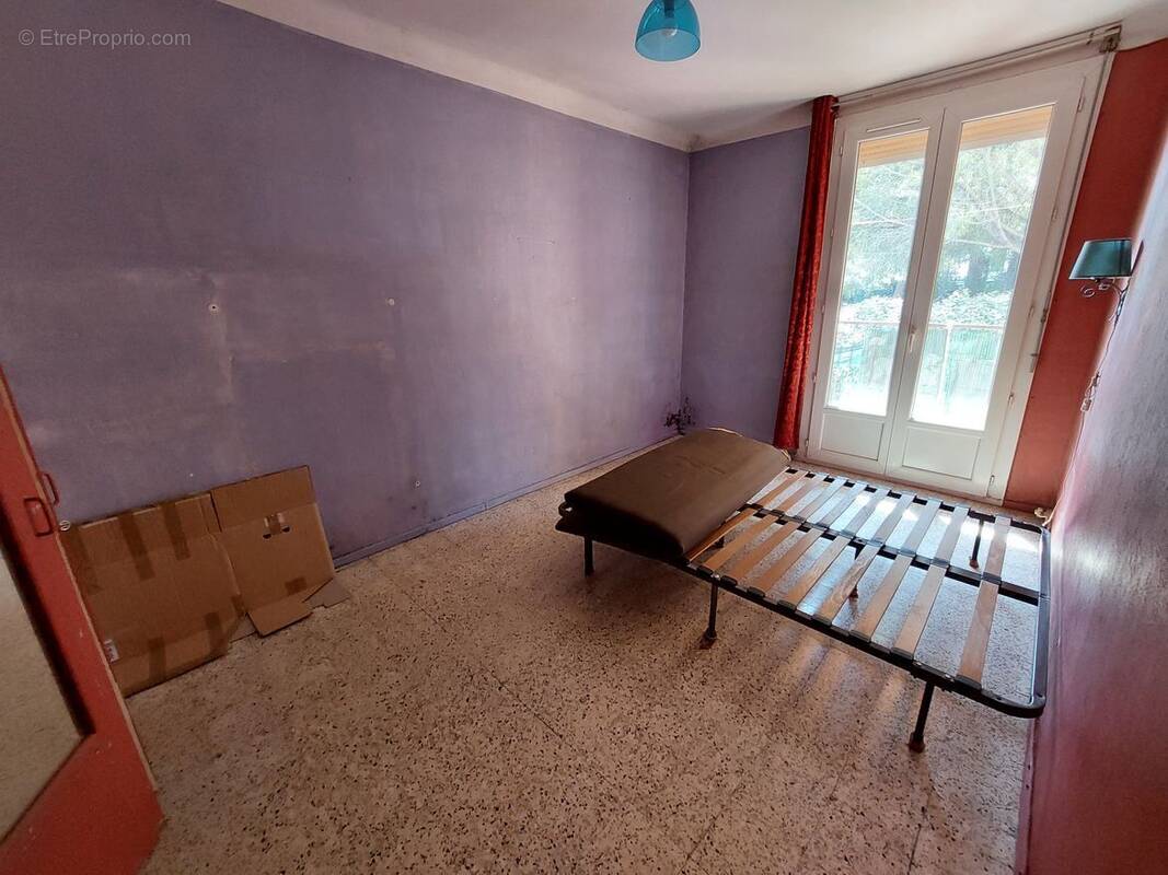 Appartement à PUGET-SUR-ARGENS