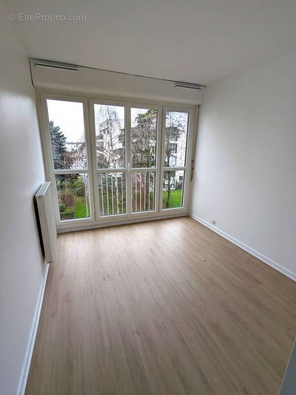 Appartement à CHENNEVIERES-SUR-MARNE