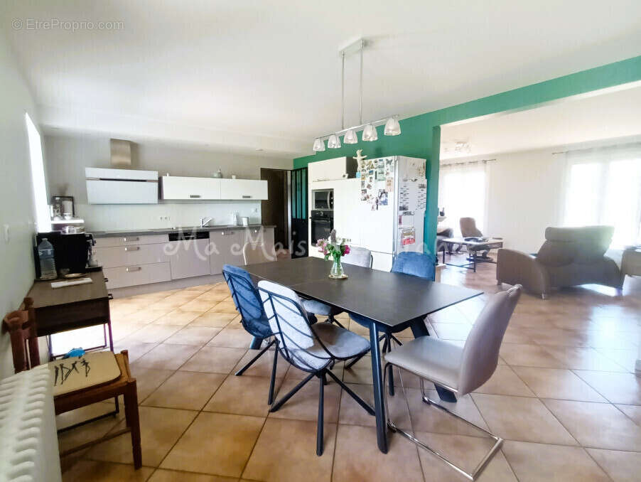 Maison à SAINT-POURCAIN-SUR-SIOULE