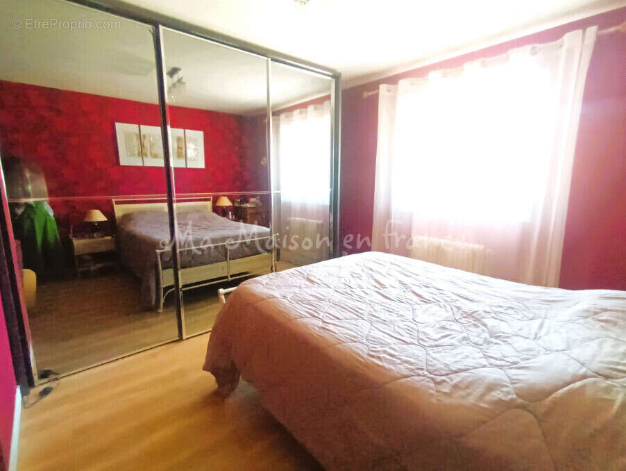 Maison à SAINT-POURCAIN-SUR-SIOULE