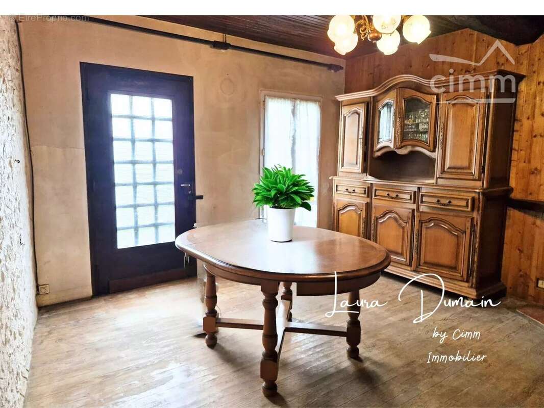 Maison à LES EGLISOTTES-ET-CHALAURES