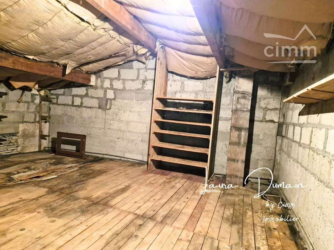 Maison à LES EGLISOTTES-ET-CHALAURES