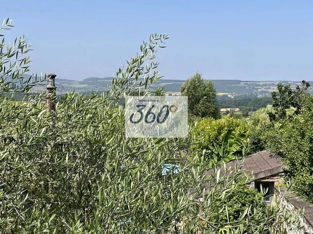 Maison à CORTAMBERT