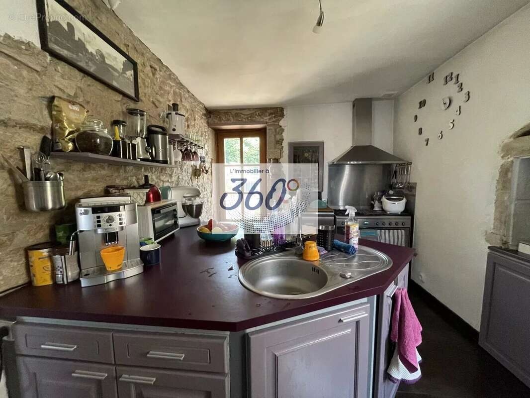 Maison à CORTAMBERT