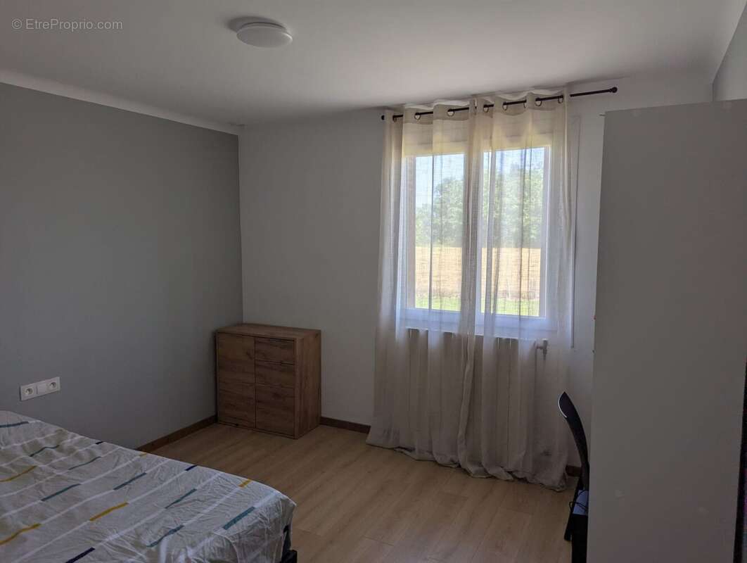 Maison à CURCIAT-DONGALON