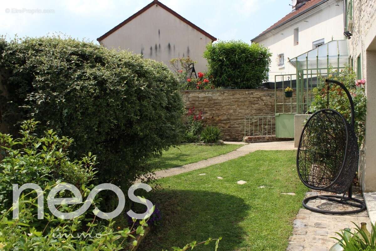 Maison à FLINS-SUR-SEINE