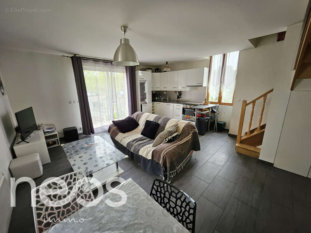 Maison à FLINS-SUR-SEINE