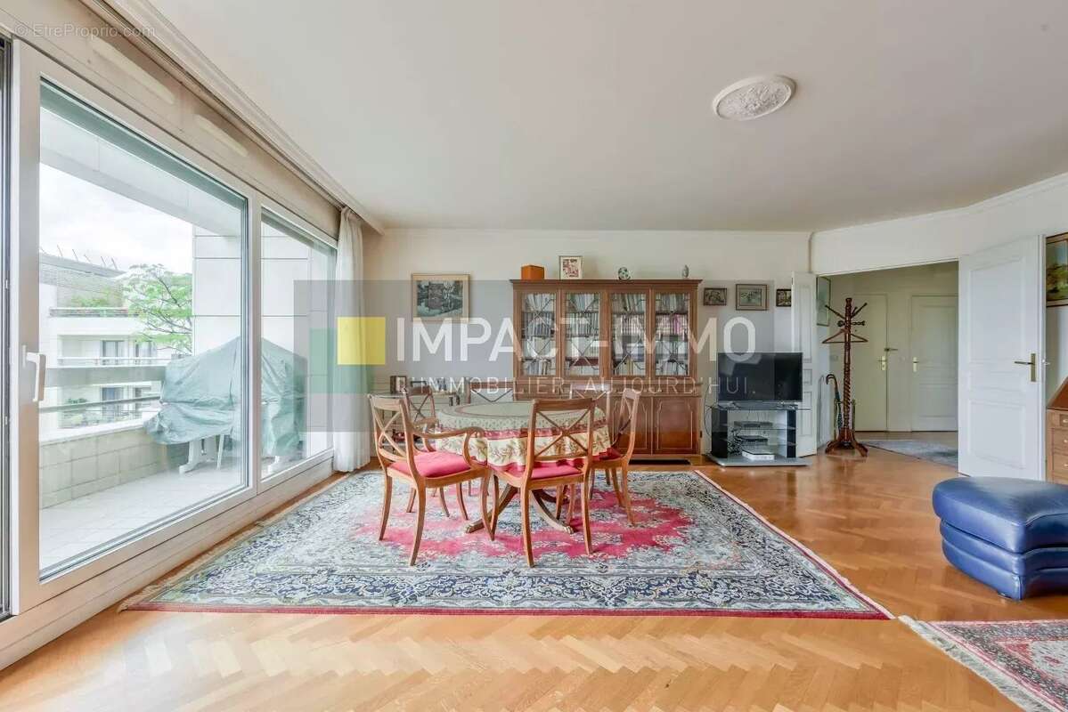 Appartement à LEVALLOIS-PERRET