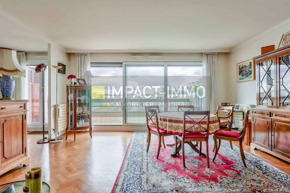 Appartement à LEVALLOIS-PERRET