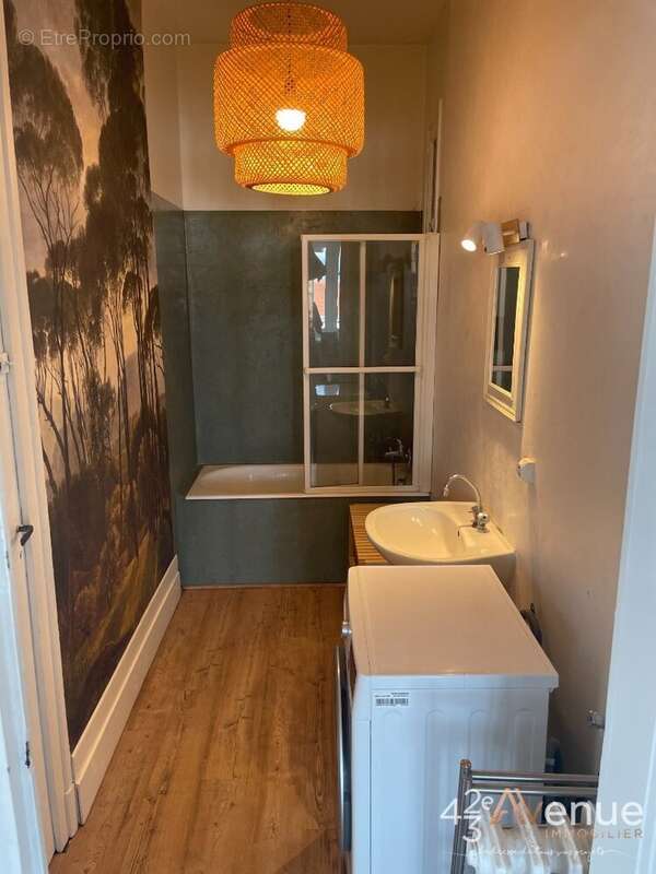 Appartement à SAINT-ETIENNE