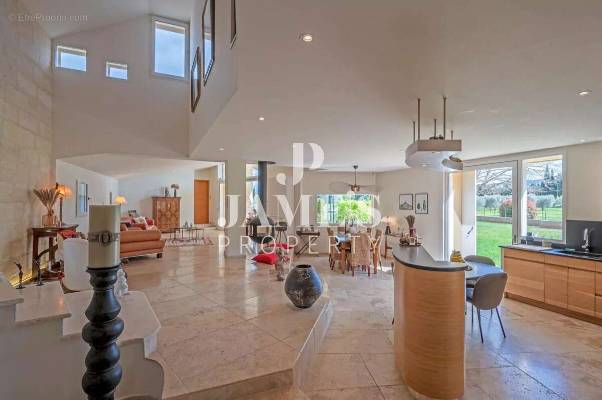 Maison à SAINT-REMY-DE-PROVENCE