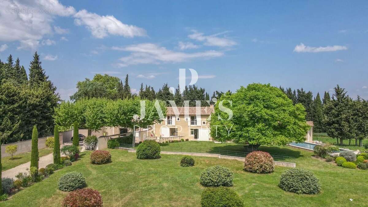 Maison à SAINT-REMY-DE-PROVENCE