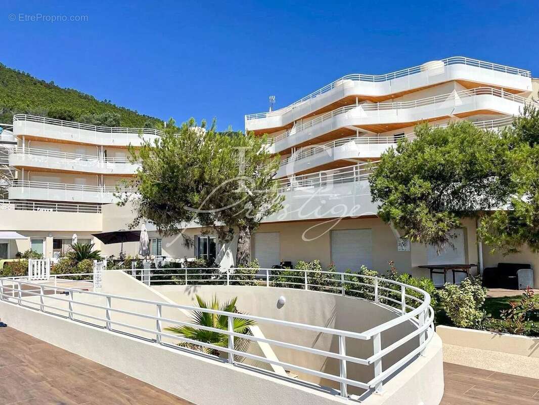 Appartement à THEOULE-SUR-MER