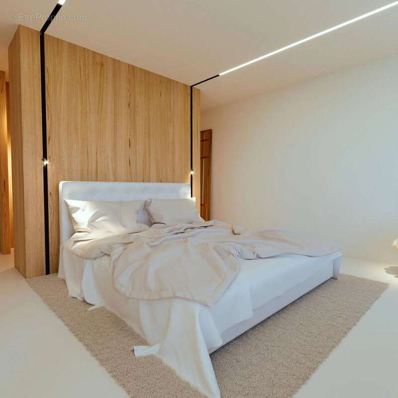 Maison à CHATEAUNEUF-GRASSE