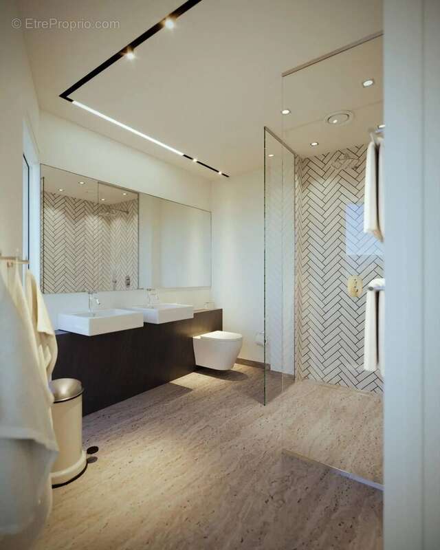 Maison à CHATEAUNEUF-GRASSE