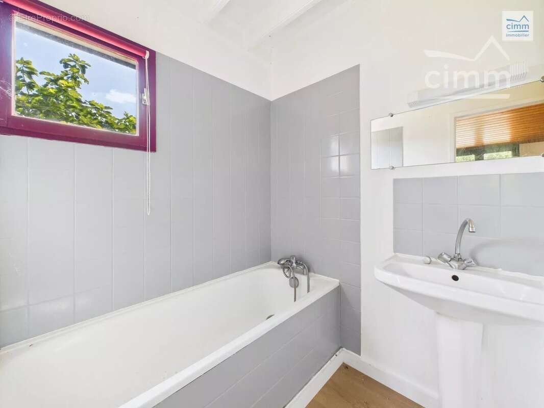 Maison à MAURE-DE-BRETAGNE