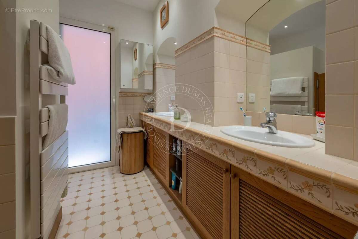 Appartement à SAINT-JEAN-CAP-FERRAT