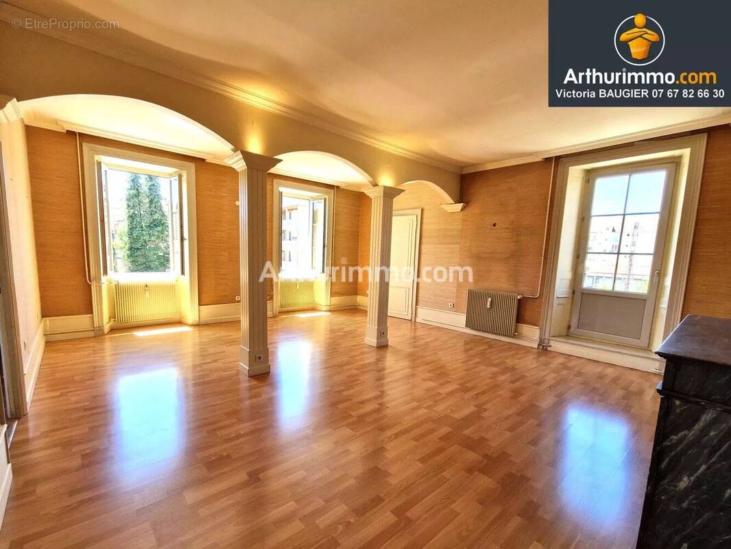 Appartement à LONS-LE-SAUNIER