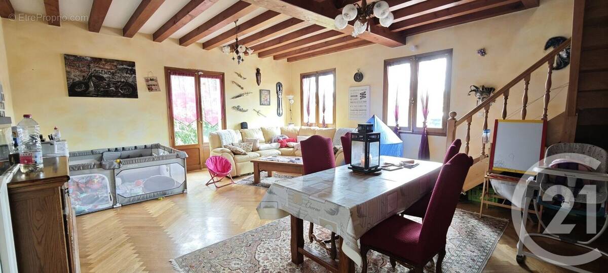 Maison à AUTHON-DU-PERCHE