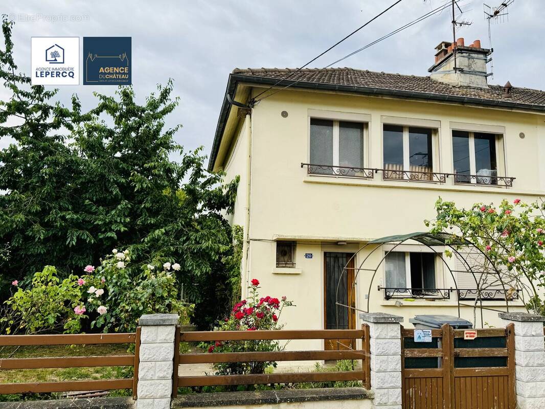 Maison à LA FERTE-MILON