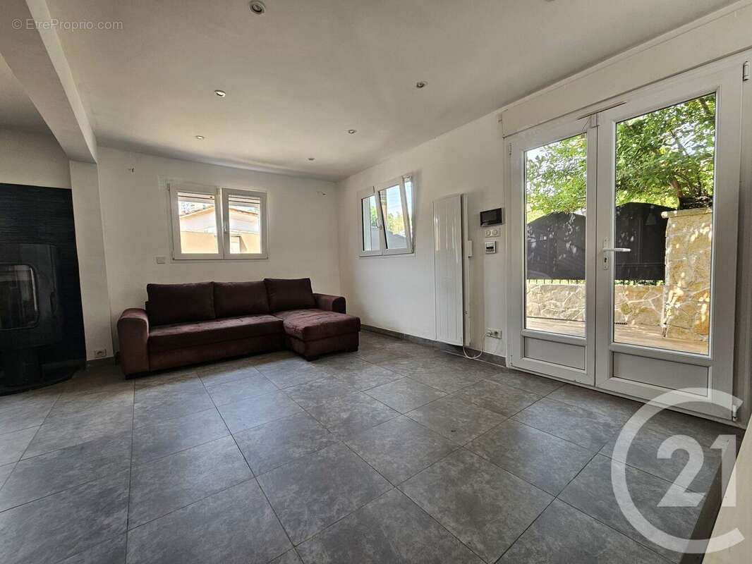 Maison à VILLENEUVE-LOUBET