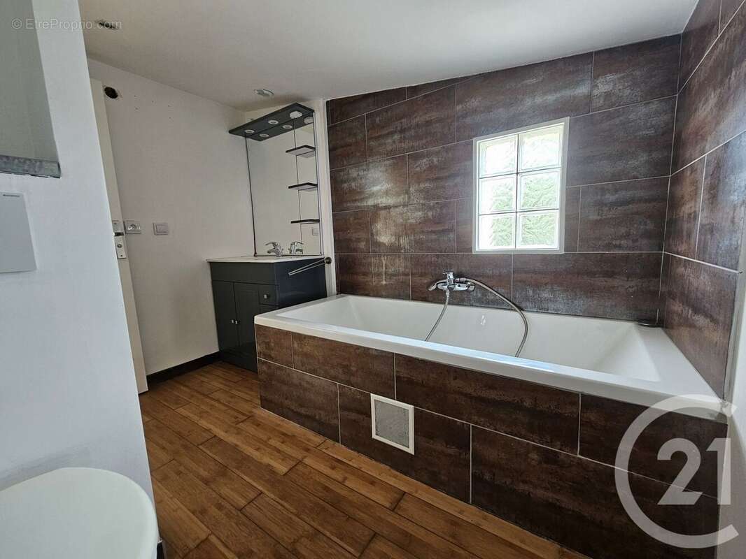 Maison à VILLENEUVE-LOUBET