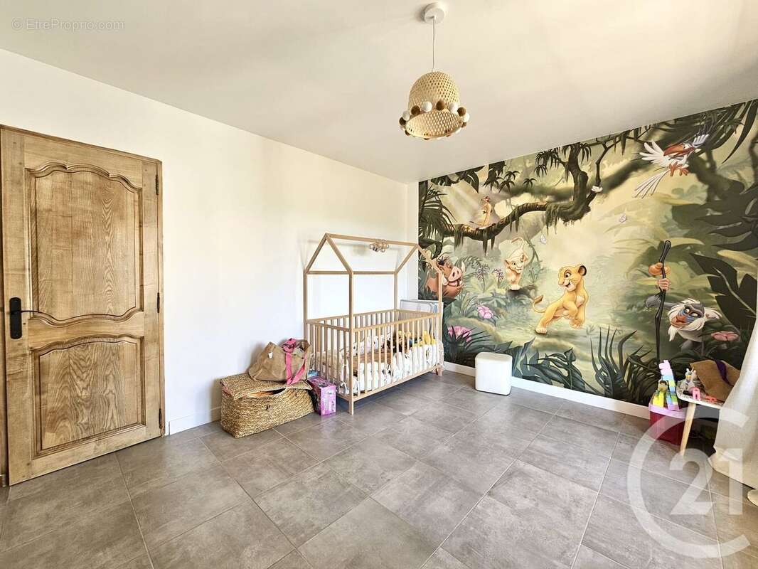 Maison à SIX-FOURS-LES-PLAGES