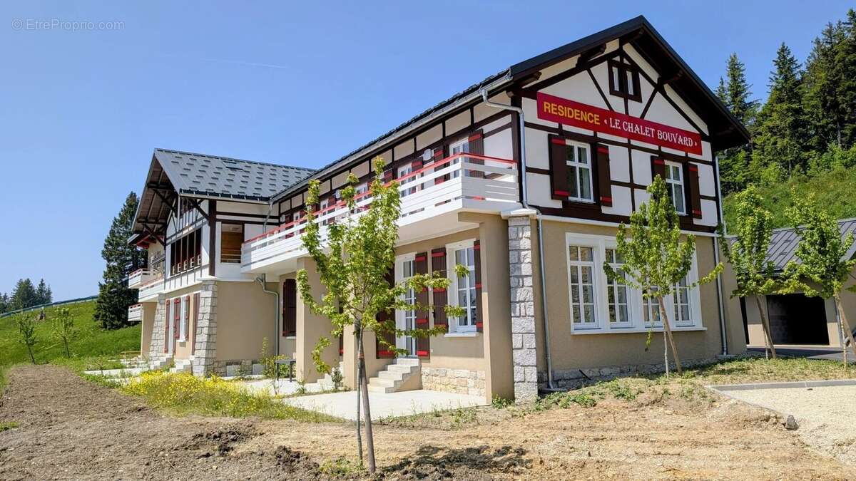 Appartement à PUGNY-CHATENOD