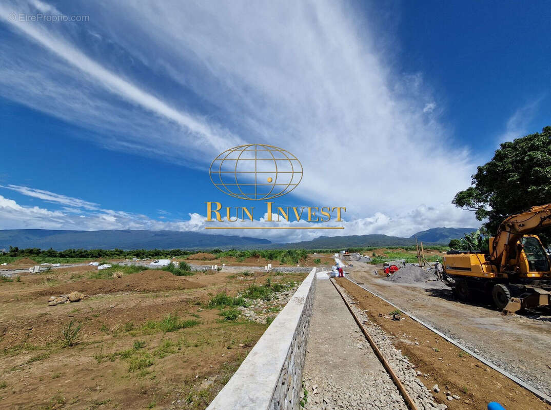 Photo 4 - Terrain à SAINT-BENOIT