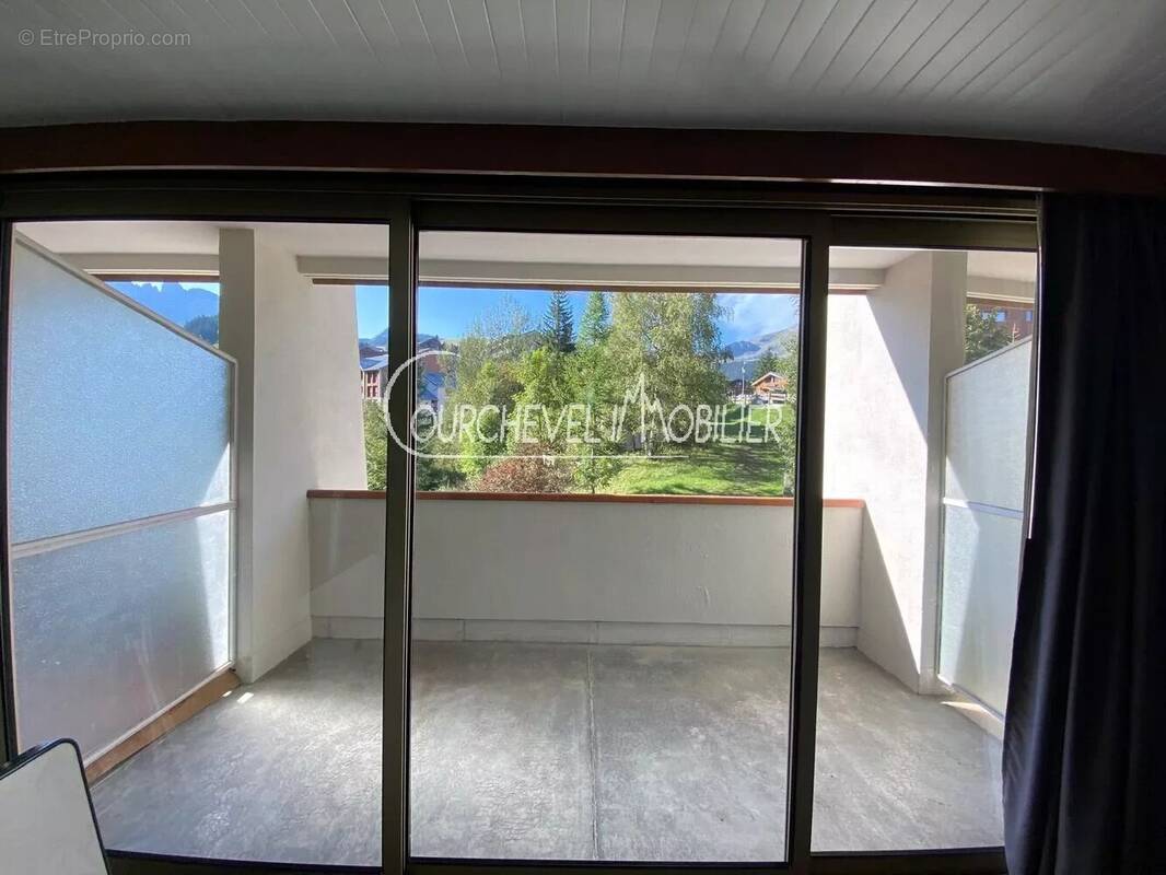 Appartement à LA PERRIERE