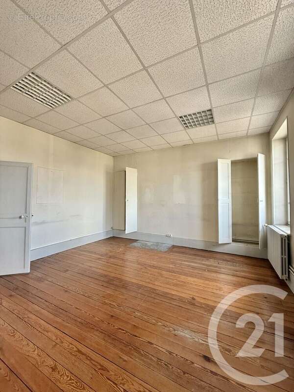 Appartement à MOULINS