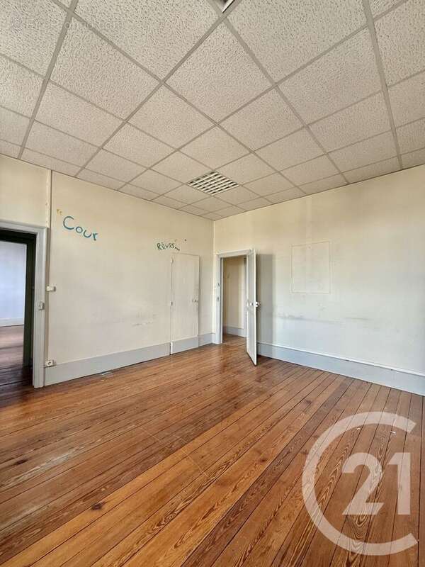 Appartement à MOULINS