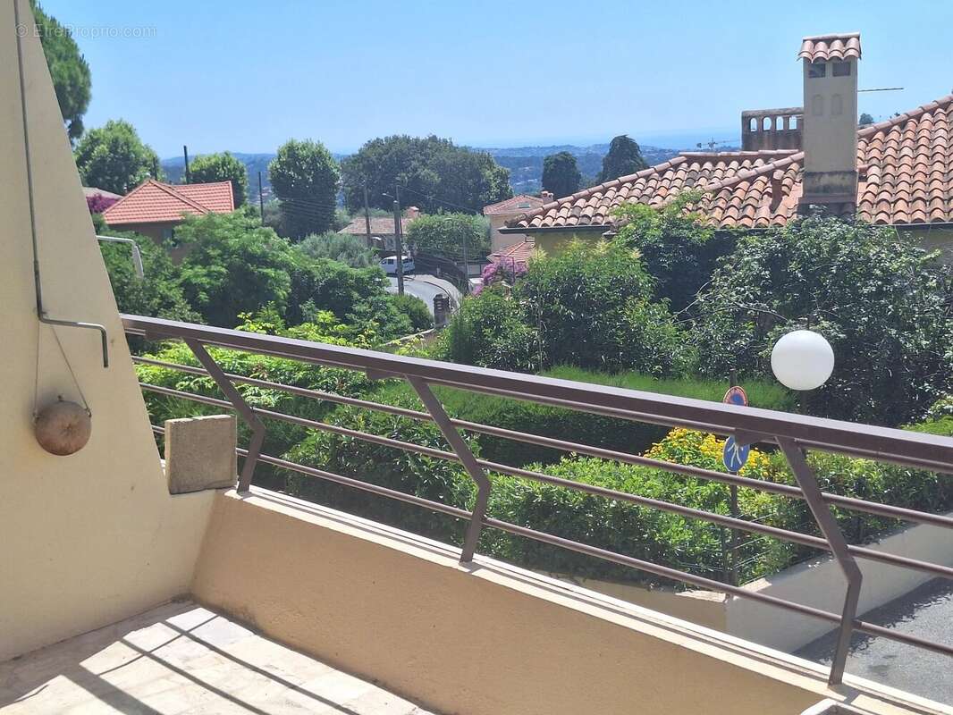 Appartement à VENCE