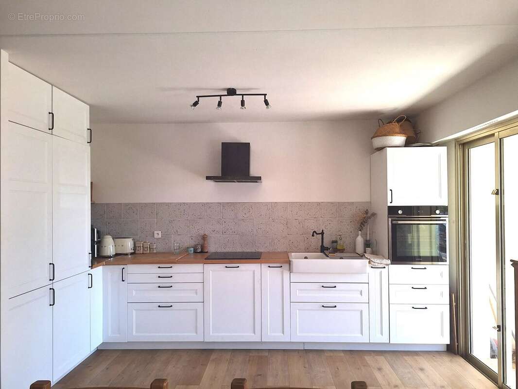 Appartement à VENCE