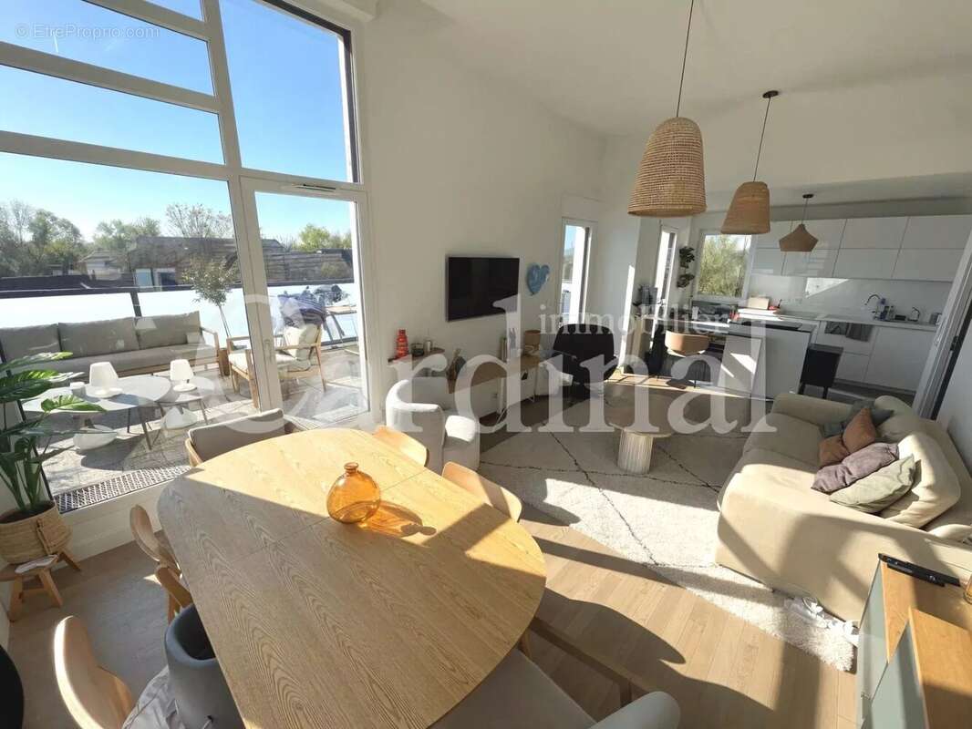 Appartement à NOISY-LE-ROI