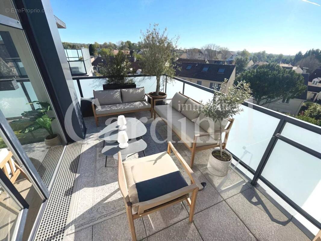 Appartement à NOISY-LE-ROI