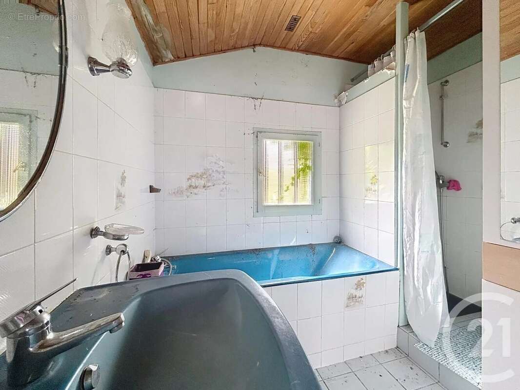 Maison à MAISONNISSES